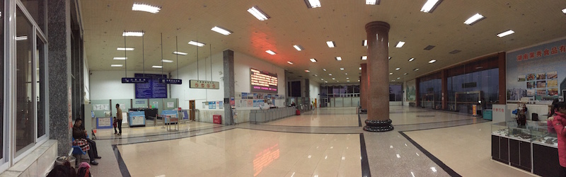 永州零陵机场超小的值机厅